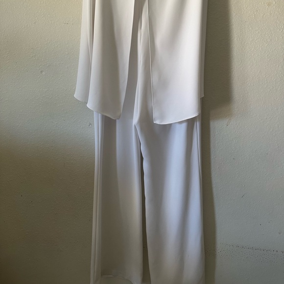 Elegant White Strapless Wide Leg Jumpsuit - Picture 2 of 5